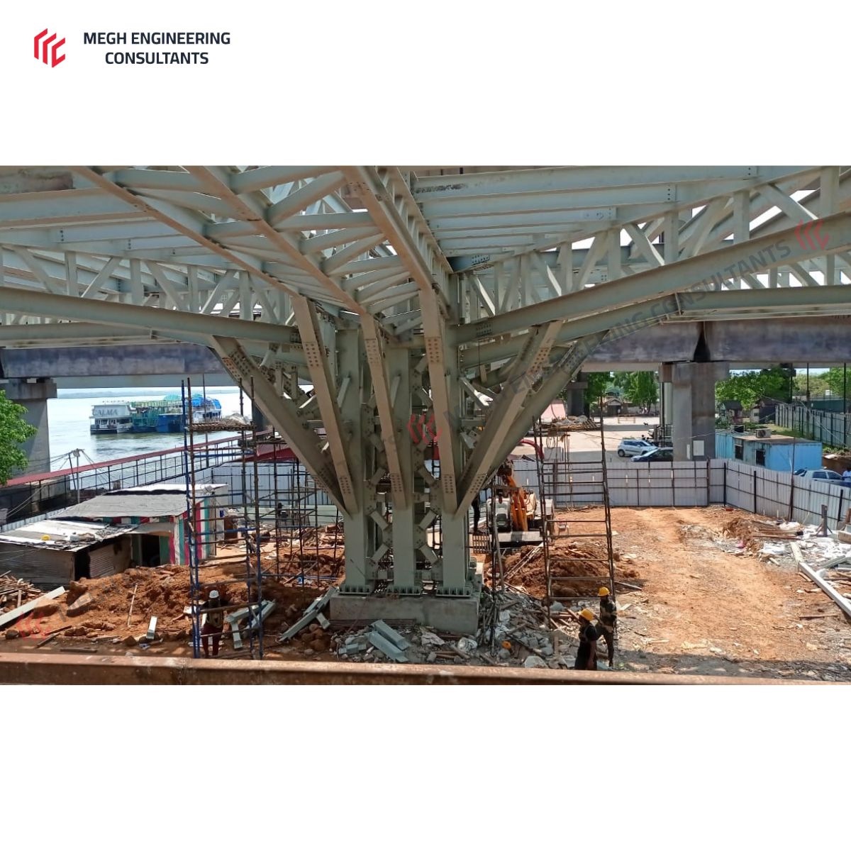 Mushroom V-column erection at the waterfront drop-off zone